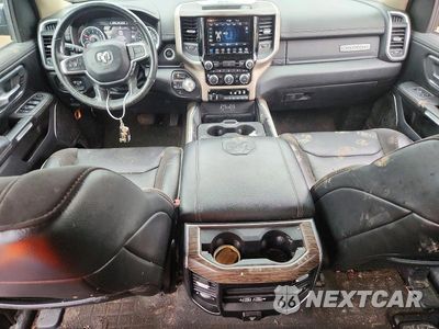 Zdjęcie 8 z 12 samochodu: 2020 RAM 1500 LARAMIE VIN:1C6SRFJT4LN157572 - miniatura