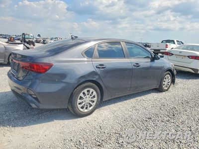 Trzecie zdjęcie samochodu z tyłu: 2022 KIA FORTE FE VIN:3KPF24AD4NE502800 - miniatura