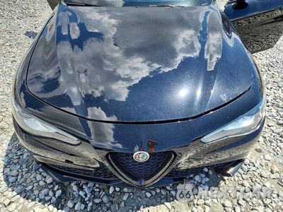 Zdjęcie 11 z 12 samochodu: 2021 ALFA ROMEO GIULIA SPORT VIN:ZARFAMAN6M7641603 - miniatura