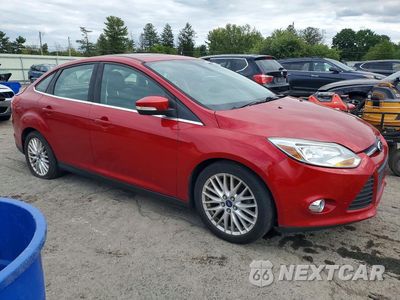 Czwarte zdjęcie samochodu z boku: 2012 FORD FOCUS SEL VIN:1FAHP3H21CL421840 - miniatura