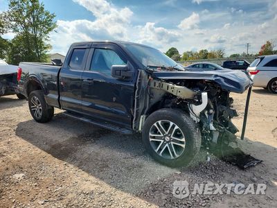 Czwarte zdjęcie samochodu z boku: 2023 FORD F150 SUPER CAB VIN:1FTEX1EP9PKD99292 - miniatura