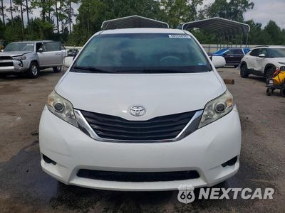 Piąte zdjęcie samochodu w środku: 2012 TOYOTA SIENNA LE VIN:5TDKK3DC3CS268910 - miniatura