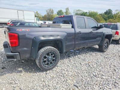Trzecie zdjęcie samochodu z tyłu: 2014 CHEVROLET SILVERADO K1500 VIN:1GCVKPEC2EZ124401 - miniatura