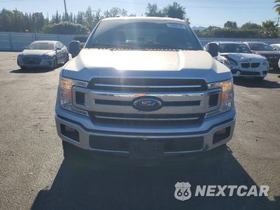 Piąte zdjęcie samochodu w środku: 2018 FORD F150 SUPERCREW VIN:1FTEW1CP2JKE77182 - miniatura