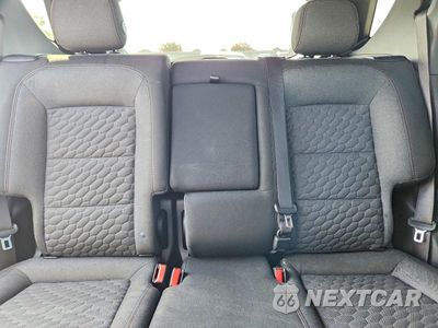 Zdjęcie 10 z 13 samochodu: 2018 CHEVROLET EQUINOX LT VIN:2GNAXJEV7J6233626 - miniatura