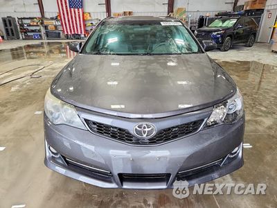 Piąte zdjęcie samochodu w środku: 2014 TOYOTA CAMRY SE VIN:4T1BF1FK0EU790806 - miniatura