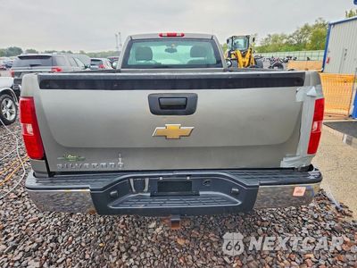 Zdjęcie 6 z 12 samochodu: 2007 CHEVROLET SILVERADO LS VIN:1GCEC14X27Z640906 - miniatura