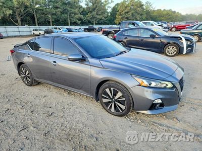 Czwarte zdjęcie samochodu z boku: 2021 NISSAN ALTIMA SL VIN:1N4BL4EW0MN311611 - miniatura