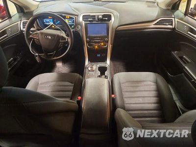 Zdjęcie 8 z 12 samochodu: 2019 FORD FUSION SE VIN:3FA6P0LU5KR192092 - miniatura