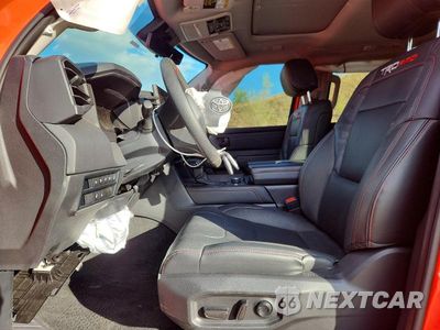 Zdjęcie 7 z 13 samochodu: 2023 TOYOTA SEQUOIA TRD PRO VIN:7SVAAABA2PX005611 - miniatura
