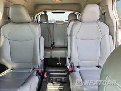 Zdjęcie 10 z 13 samochodu: 2022 TOYOTA SIENNA XLE VIN:5TDJRKEC0NS095205 - miniatura