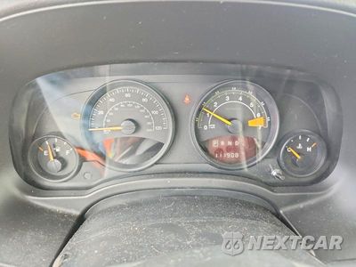 Zdjęcie 9 z 12 samochodu: 2016 JEEP PATRIOT LATITUDE VIN:1C4NJPFA9GD519269 - miniatura
