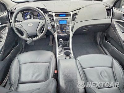 Zdjęcie 8 z 12 samochodu: 2013 HYUNDAI SONATA LIMITED VIN:5NPEC4AC8DH718868 - miniatura