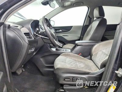 Zdjęcie 7 z 13 samochodu: 2020 CHEVROLET EQUINOX LT VIN:2GNAXUEV9L6136707 - miniatura