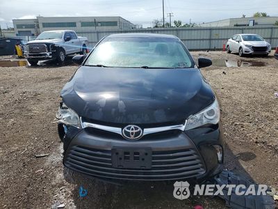 Piąte zdjęcie samochodu w środku: 2017 TOYOTA CAMRY LE VIN:4T1BF1FK7HU761792 - miniatura