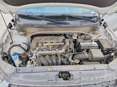 Zdjęcie 11 z 12 samochodu: 2021 HYUNDAI VENUE SE VIN:KMHRB8A34MU094130 - miniatura
