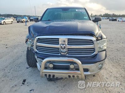 Piąte zdjęcie samochodu w środku: 2016 RAM 1500 SLT VIN:1C6RR6LT0GS209119 - miniatura