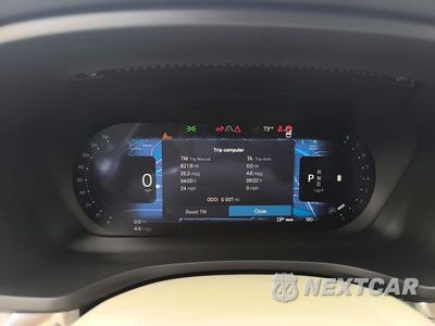 Zdjęcie 8 z 15 samochodu: 2026 VOLVO V60 CROSS COUNTRY PLUS VIN:YV4L12WK0T2170119 - miniatura