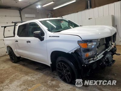 Czwarte zdjęcie samochodu z boku: 2023 CHEVROLET SILVERADO K1500 CUSTOM VIN:3GCPDBEK4PG129678 - miniatura