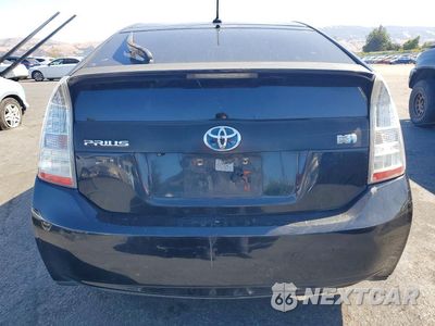 Zdjęcie 6 z 12 samochodu: 2010 TOYOTA PRIUS III VIN:JTDKN3DU1A0045054 - miniatura