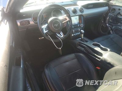 Zdjęcie 8 z 13 samochodu: 2020 FORD MUSTANG VIN:1FATP8UH1L5125786 - miniatura