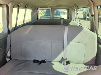 Zdjęcie 10 z 13 samochodu: 2012 FORD ECONOLINE E150 WAGON VIN:1FMNE1BW7CDA20429 - miniatura