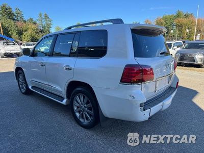 Trzecie zdjęcie samochodu z tyłu: 2011 LEXUS LX 570 VIN:JTJHY7AX8B4080303 - miniatura