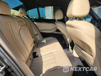 Zdjęcie 10 z 12 samochodu: 2017 BMW 530 I VIN:WBAJA5C31HG895339 - miniatura