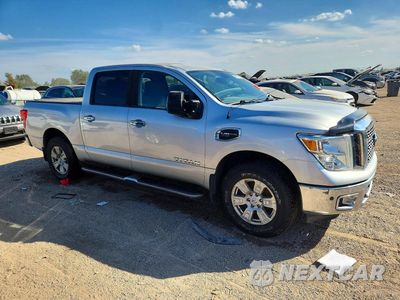 Czwarte zdjęcie samochodu z boku: 2017 NISSAN TITAN S VIN:1N6AA1E52HN514925 - miniatura