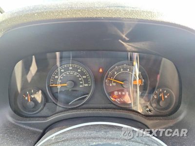 Zdjęcie 9 z 13 samochodu: 2014 JEEP COMPASS SPORT VIN:1C4NJCBB8ED678983 - miniatura