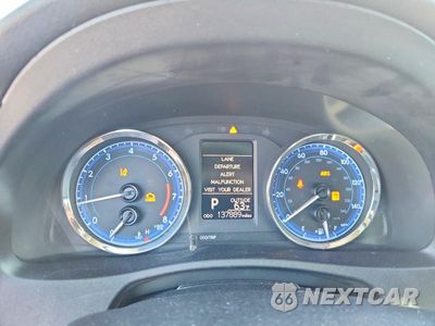 Zdjęcie 9 z 12 samochodu: 2018 TOYOTA COROLLA LE VIN:2T1BURHE3JC049928 - miniatura