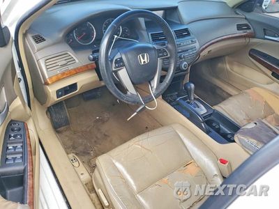 Zdjęcie 8 z 12 samochodu: 2008 HONDA ACCORD EXL VIN:1HGCP26808A058053 - miniatura