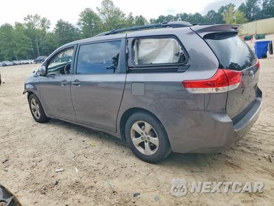 Drugie zdjęcie samochodu z przodu: 2012 TOYOTA SIENNA LE VIN:5TDKK3DC0CS184589 - miniatura