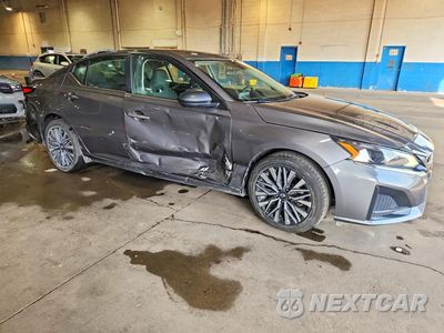 Czwarte zdjęcie samochodu z boku: 2025 NISSAN ALTIMA SV VIN:1N4BL4DV0SN333582 - miniatura