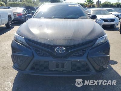 Piąte zdjęcie samochodu w środku: 2023 TOYOTA CAMRY HYBRID SE NIGHTSHADE VIN:4T1G31AK6PU047947 - miniatura