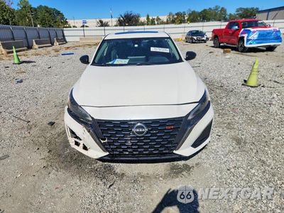 Piąte zdjęcie samochodu w środku: 2023 NISSAN ALTIMA SR VIN:1N4BL4CV5PN385086 - miniatura