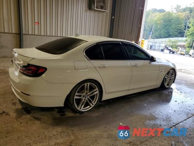 Trzecie zdjęcie samochodu z tyłu: 2011 BMW 5ER I VIN:WBAFR1C59BC260425 - miniatura