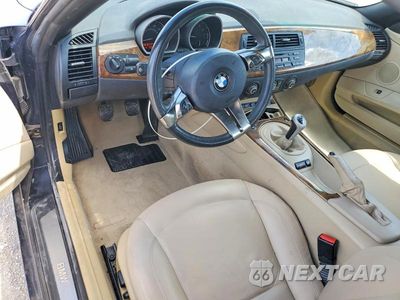 Zdjęcie 8 z 13 samochodu: 2007 BMW Z4 3.0 VIN:4USBU335X7LW60605 - miniatura