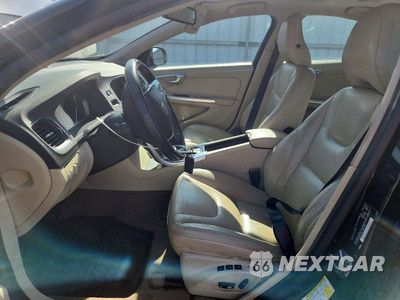 Zdjęcie 7 z 12 samochodu: 2014 VOLVO S60 T5 VIN:YV1612FS2E2290811 - miniatura