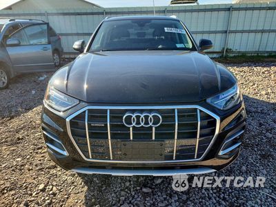 Piąte zdjęcie samochodu w środku: 2021 AUDI Q5 PREMIUM VIN:WA1AAAFY8M2059144 - miniatura