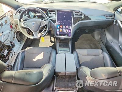 Zdjęcie 8 z 13 samochodu: 2017 TESLA MODEL S 85D VIN:5YJSA1E18HF209240 - miniatura