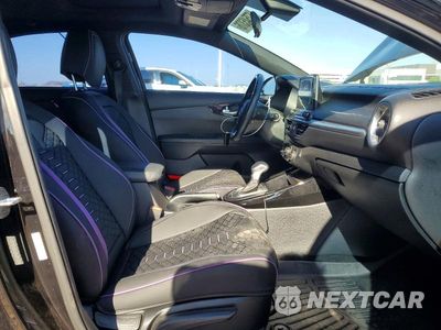 Zdjęcie 7 z 13 samochodu: 2021 KIA FORTE GT LINE VIN:3KPF34AD6ME276903 - miniatura