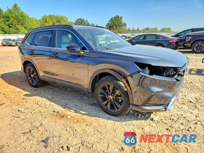 Czwarte zdjęcie samochodu z boku: 2023 HONDA CR-V SPORT TOURING VIN:2HKRS6H95PH805898 - miniatura