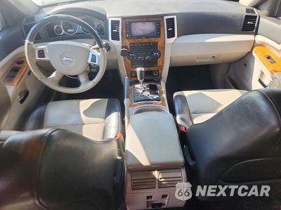 Zdjęcie 8 z 13 samochodu: 2010 JEEP GRAND CHEROKEE LIMITED VIN:1J4RR5GT2AC138644 - miniatura