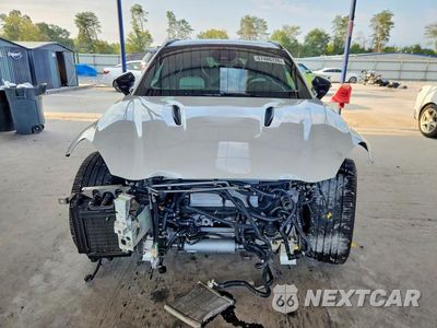 Piąte zdjęcie samochodu w środku: 2025 ASTON MARTIN DBX 707 VIN:SD7VUJDW3STV13288 - miniatura