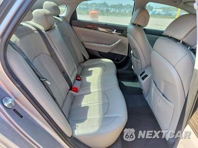 Zdjęcie 10 z 12 samochodu: 2015 HYUNDAI SONATA LIMITED VIN:5NPE34AF4FH043033 - miniatura