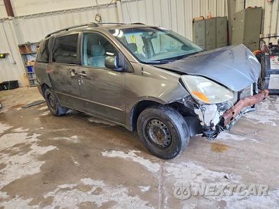 Czwarte zdjęcie samochodu z boku: 2005 TOYOTA SIENNA LE 7 PASSENGER VIN:5TDZA23CX5S368860 - miniatura