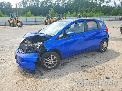 2015 NISSAN VERSA NOTE SV 3N1CE2CPXFL373161 - główne zdjęcie licytacji z USA - miniatura