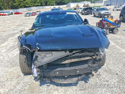Piąte zdjęcie samochodu w środku: 2018 FORD MUSTANG VIN:1FA6P8TH7J5167410 - miniatura
