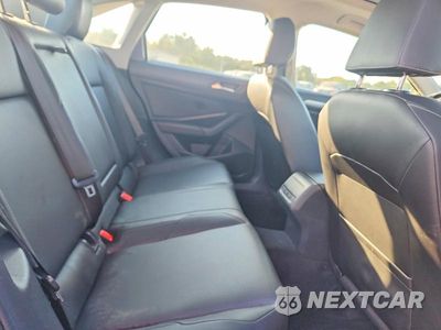 Zdjęcie 10 z 12 samochodu: 2019 VOLKSWAGEN JETTA S VIN:3VWCB7BU0KM134567 - miniatura